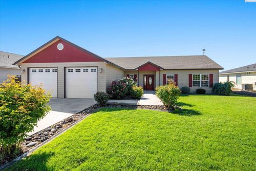 2000 Wyant Wyant Way, Grandview, WA, 98930-1100 | Card Image