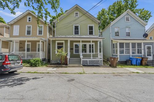 70 Van Deusen St, Kingston, NY, 12401-5015 | Card Image