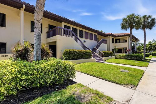 90-5186 Lake Village Dr, Sarasota, FL, 34235-2016 | Card Image