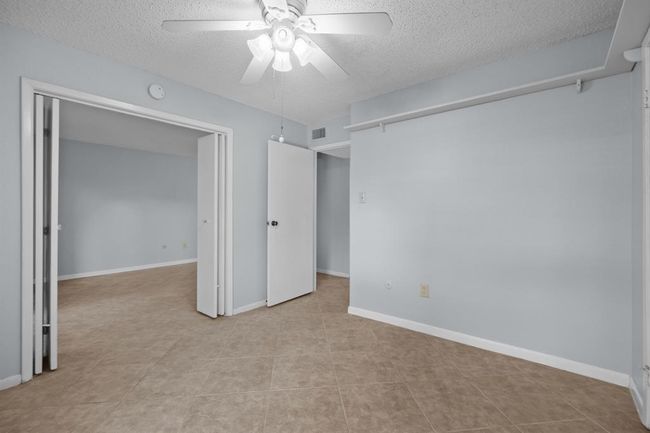 APT-2311 - 260 El Dorado Blvd, Townhouse with 2 bedrooms, 1 bathrooms and null parking in Webster TX | Image 14
