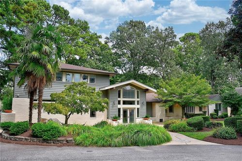 920 Cardinal Rd, Virginia Beach, VA, 23451-4911 | Card Image