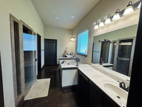8228 Preserve Oaks Dr, Burleson, TX, 76028-0806 | Card Image