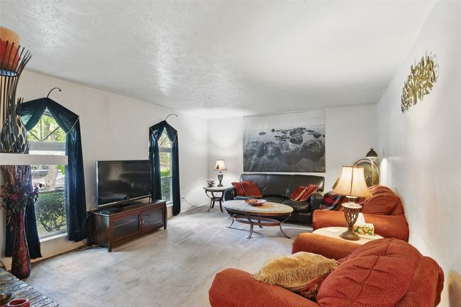 6318 Green Valley Dr, House other with 3 bedrooms, 2 bathrooms and null parking in Garland TX | Image 5