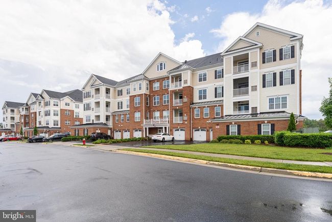 APT-406 - 44589 York Crest Ter, Condo with 3 bedrooms, 2 bathrooms and null parking in ASHBURN VA | Image 68