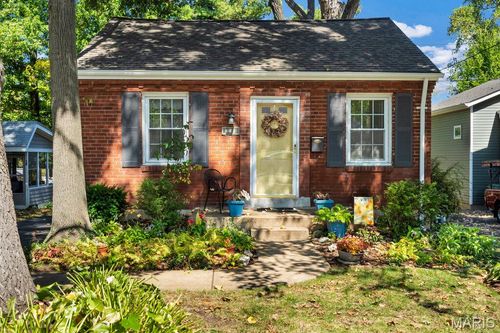 737 Landscape Ave, Saint Louis, MO, 63119-4247 | Card Image