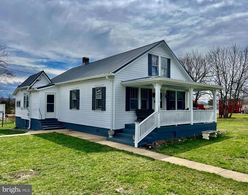 12392 Back Rd, TOMS BROOK, VA, 22660-2412 | Card Image