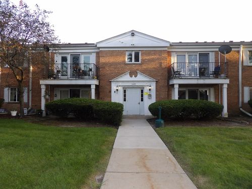2a-1100 N Farnsworth Ave, Aurora, IL, 60505-2045 | Card Image