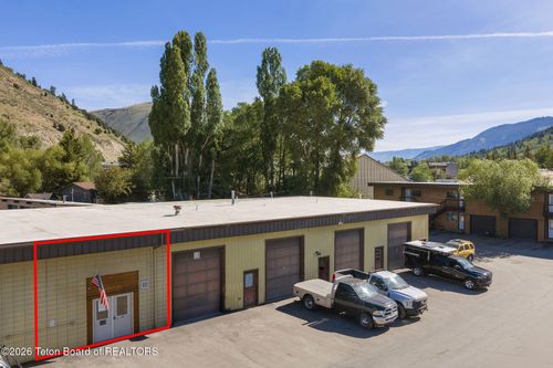 office-1-c-1200 Gregory Ln, Jackson, WY, 83001-9433 | Card Image