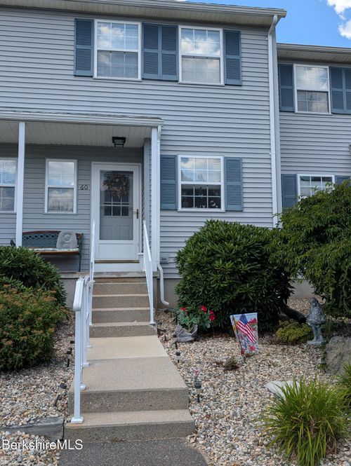 60-60 Waters Edge Dr, Ludlow, MA, 01056 | Card Image