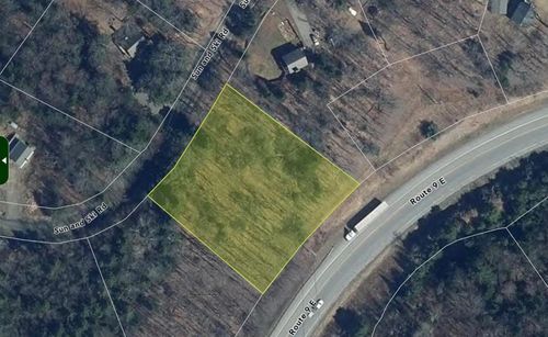 9 Sun And Ski Rd, Wilmington, VT, 05363-9522 | Card Image