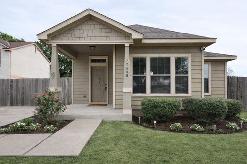 250 7th St, Hempstead, TX, 77445-4663 | Card Image