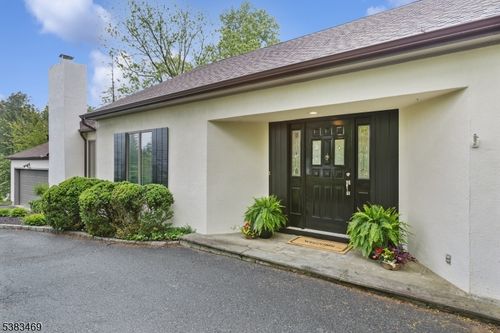 25 Buxton Rd, Chatham Twp, NJ, 07928-1225 | Card Image