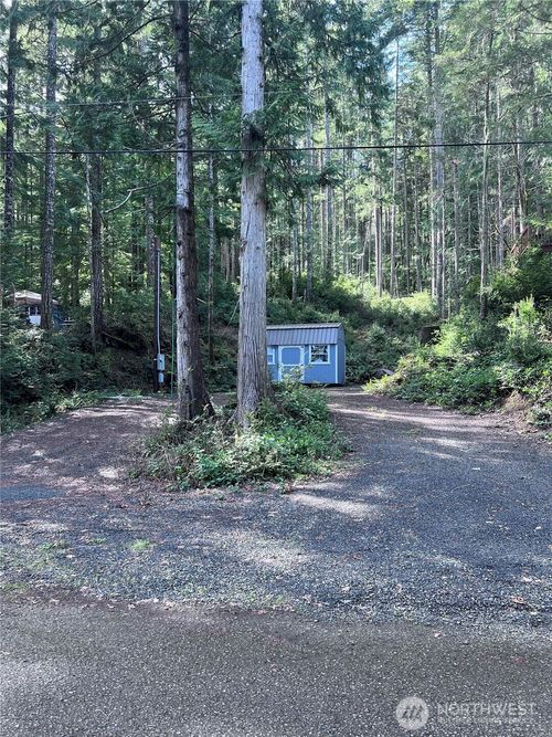 231 N Paradise Dr, Lilliwaup, WA, 98555-9776 | Card Image