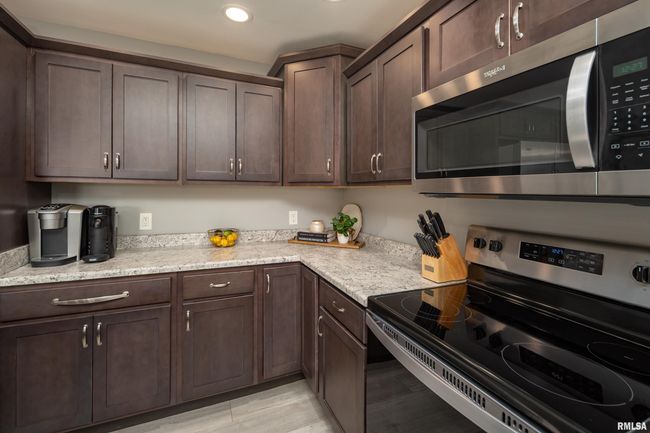 UNIT-201 - 440 E Franklin St, Condo with 2 bedrooms, 2 bathrooms and null parking in Eldridge IA | Image 14