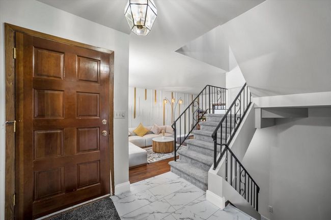 5309 S Somerset Lane, Condo with 2 bedrooms, 2 bathrooms and null parking in Greenfield WI | Image 19