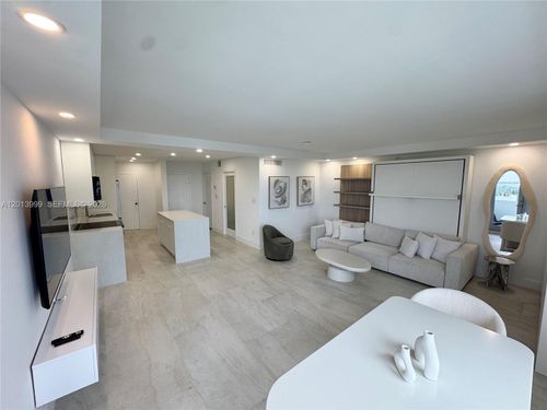 1414-2899 Collins Ave, Miami Beach, FL, 33140-4433 | Card Image