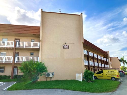 apt-208-9041 Sunrise Lakes Blvd, Sunrise, FL, 33322-6051 | Card Image