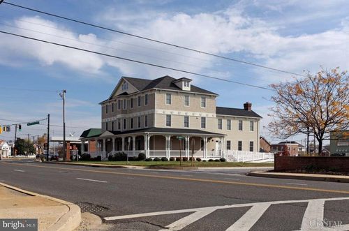 303 Charles St, LA PLATA, MD, 20646-3520 | Card Image