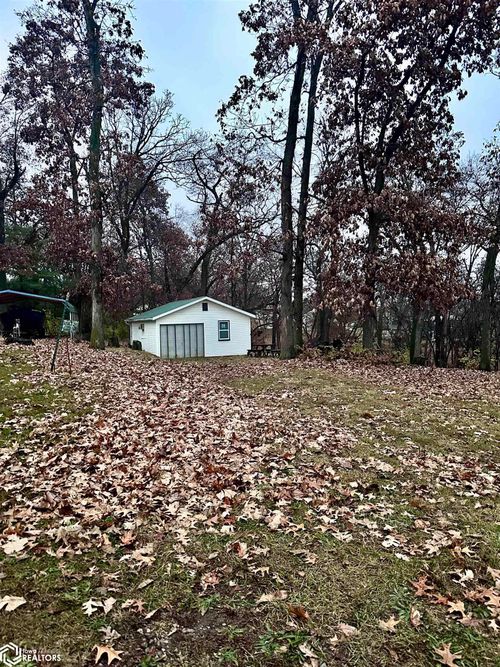 103 Elm Rd, Montezuma, IA, 50171-8424 | Card Image