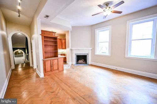 apt-21-10 W Madison St, BALTIMORE, MD, 21201-2384 | Card Image
