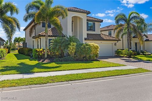 4764 Formosa Dr, NAPLES, FL, 34119-9830 | Card Image