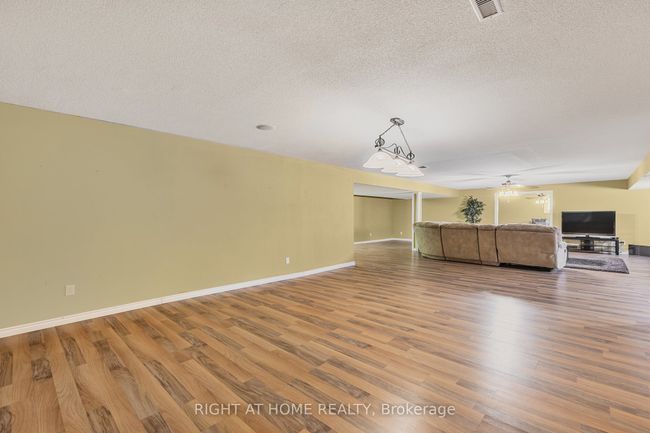 1205 Seadon Rd, House other with 4 bedrooms, 4 bathrooms and 10 parking in Springwater ON | Image 33