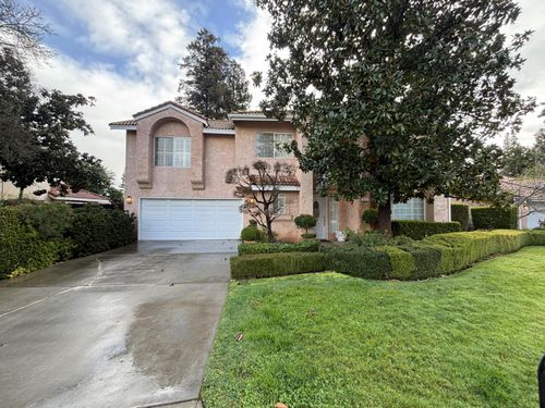 9066 N Red Lion Dr, Fresno, CA, 93720-0839 | Card Image