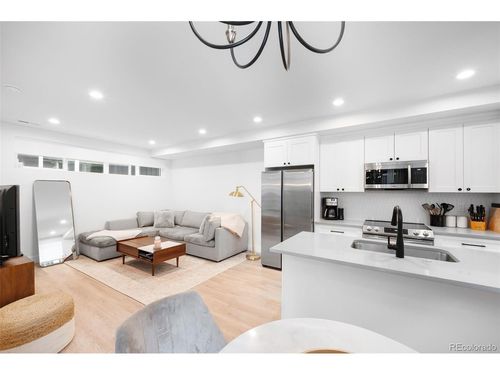 2-2282 S Dexter St, Denver, CO, 80222-5166 | Card Image