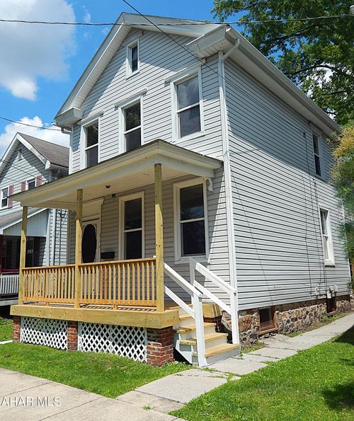 814 N Juniata St, Hollidaysburg, PA, 16648-1430 | Card Image