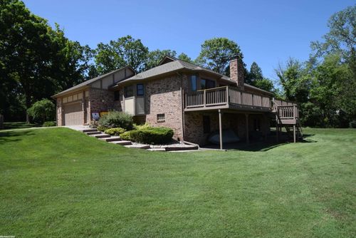 6911 32 Mile Rd, Bruce Twp, MI, 48065-4201 | Card Image