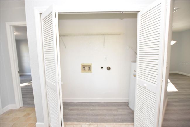 1127 Oakhill St, House other with 3 bedrooms, 2 bathrooms and null parking in LAKELAND FL | Image 6