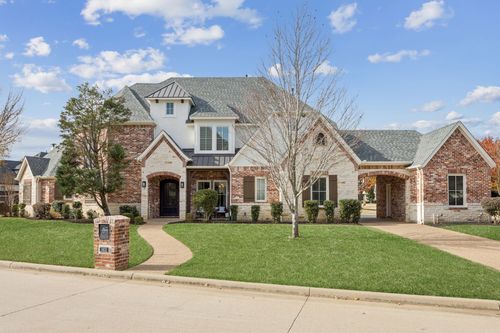 1411 Long And Winding Rd, Mansfield, TX, 76063-5608 | Card Image