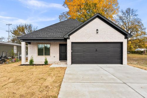 1705 E 2nd St, North Little Rock, AR, 72114-6021 | Card Image