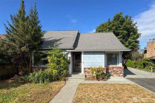 519 W 15th St, Port Angeles, WA, 98362-7510 | Card Image
