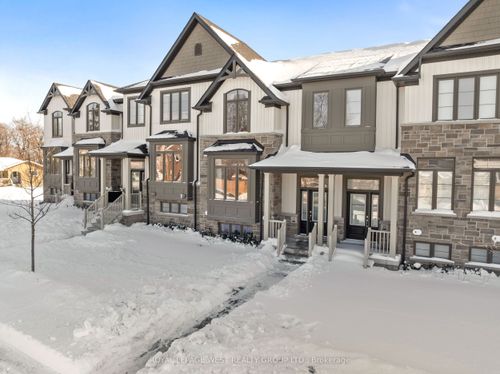 15 Shand Lane, Port Perry, ON, L9L0C7 | Card Image