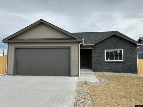 4588 Shale Cir, Mills, WY, 82644 | Card Image