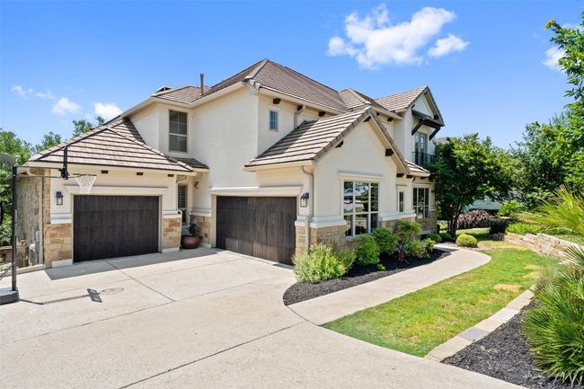 Side of structure showing he garages! | Image 37