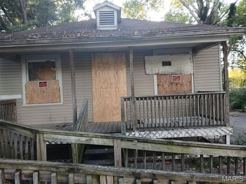 1341 N 51st St, Washington Pk, IL, 62204-2733 | Card Image