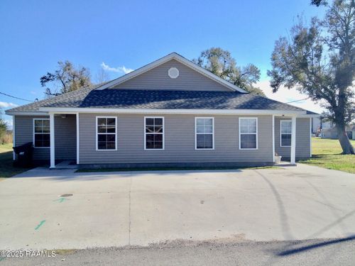 125 Carter St, New Iberia, LA, 70560-6213 | Card Image