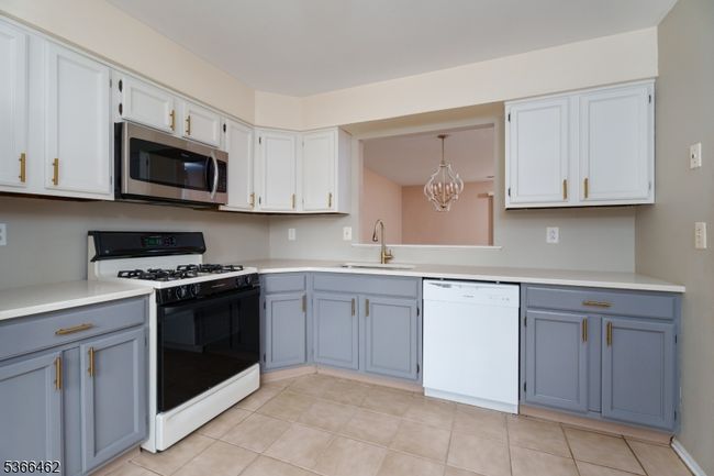 330 Smithwold Rd, House other with 2 bedrooms, 2 bathrooms and null parking in Somerset NJ | Image 7