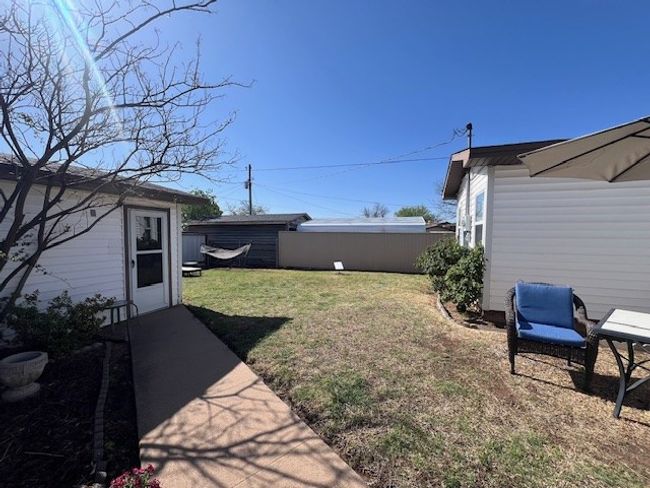 3702 Dalton Dr, House other with 3 bedrooms, 1 bathrooms and 2 parking in Snyder TX | Image 28
