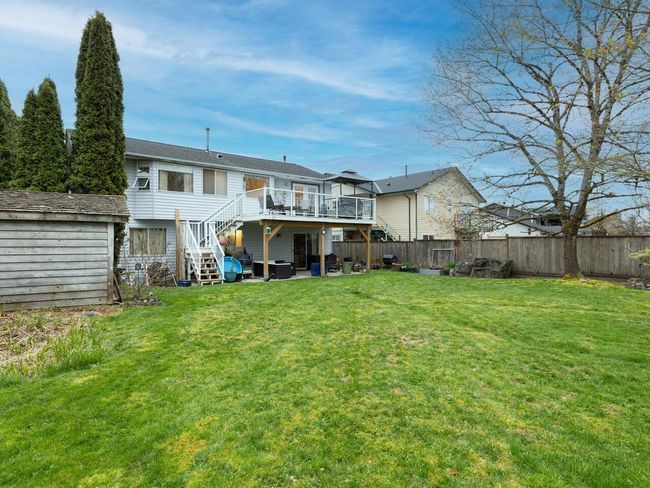 23441 Whippoorwill Avenue, House other with 3 bedrooms, 2 bathrooms and 1 parking in Maple Ridge BC | Image 20