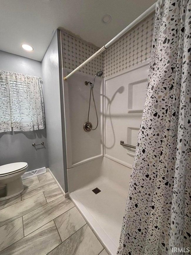 803 W Washington St, House other with 3 bedrooms, 1 bathrooms and null parking in Rensselaer IN | Image 12