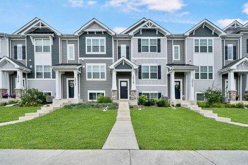 10719 Violet Dr, Saint John, IN, 46373 | Card Image