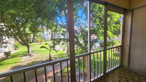 apt-205-700 Se 6th Ave, Deerfield Beach, FL, 33441-4803 | Card Image