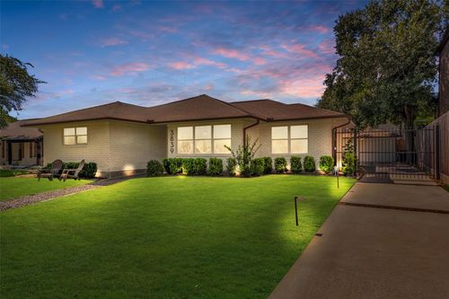3839 Tartan Ln, Houston, TX, 77025-2411 | Card Image