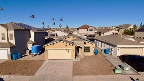 11145 Eleanor Coldwell Ln, Socorro, TX, 79927 | Card Image