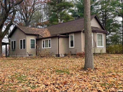 5141 New City Rd, Pawnee, IL, 62558-4604 | Card Image