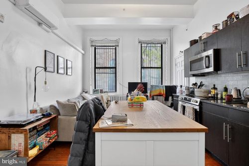 202-2319 Fitzwater St, PHILADELPHIA, PA, 19146-1133 | Card Image