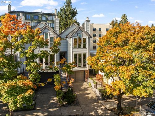 839 Nw 25th Ave, Portland, OR, 97210-2827 | Card Image